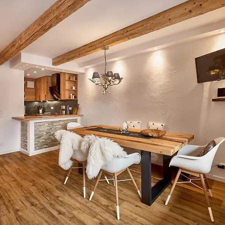 Charmant-moderne Glitzeralm *